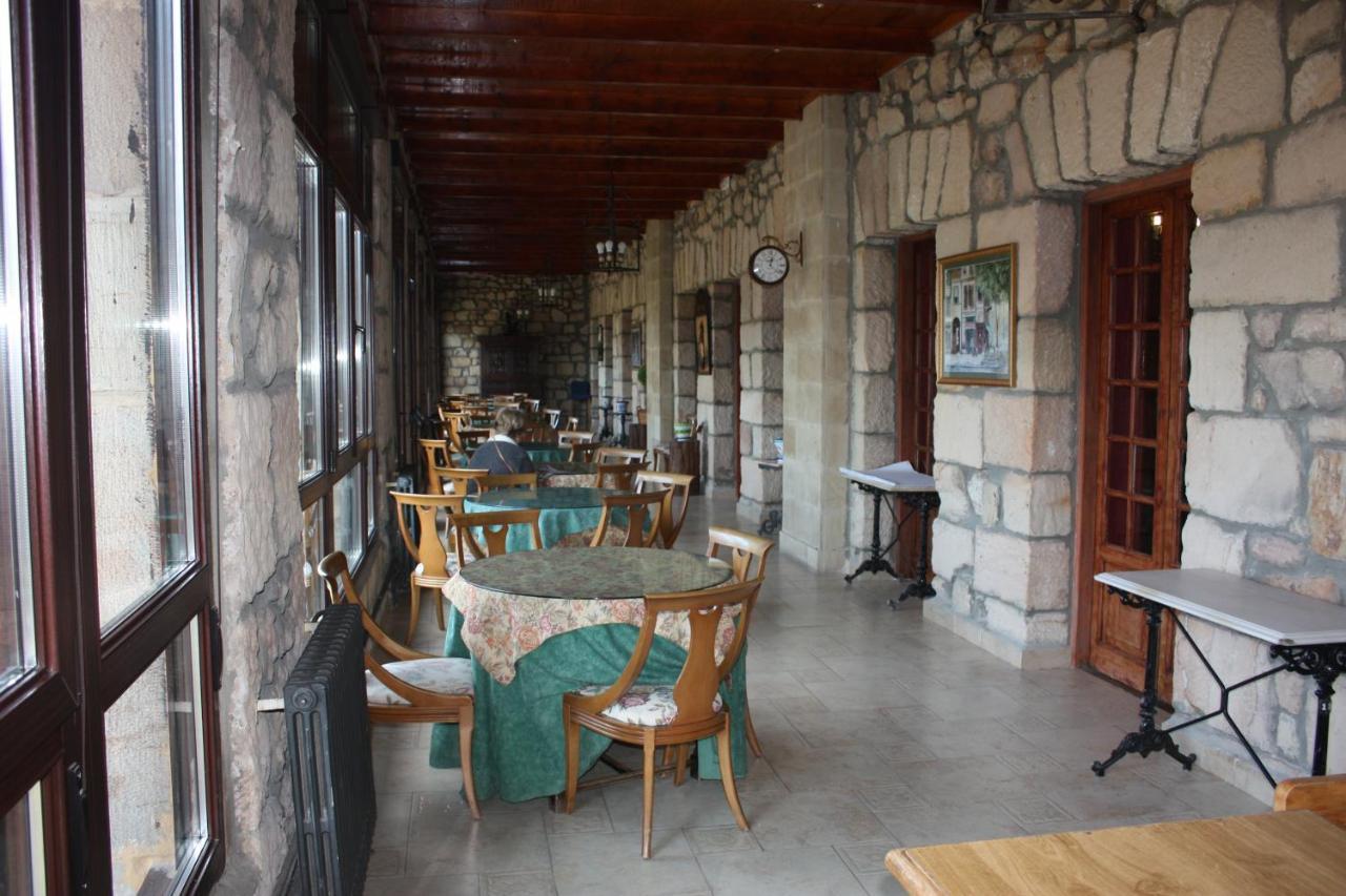 Balneario De Corconte Hotel Cabanas de Virtus Ngoại thất bức ảnh